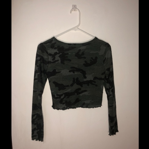 Caution To The Wind Crop Top - Picture 2 of 3